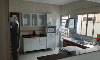 Imagem 4: Casa Padrão em Caraguatatuba