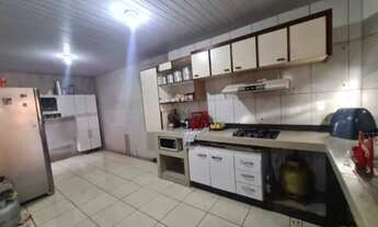 Imagem 7: VENDO CASA EM ITAPUÃ