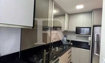 Imagem 5: Apartamento com Mobília Alto Padrão e Fino Acabamento para Locação Anual em Condomínio Es