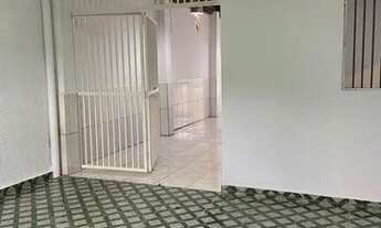 Imagem 2: Alugo casa com 2 quartos sendo ambos suítes na Vila Itatiaia - Goiânia - GO