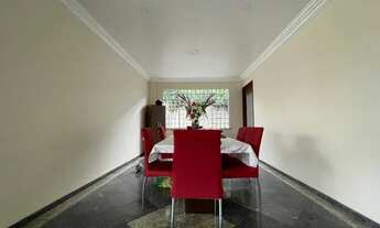 Imagem 3: Casa no Parque 10, Shangrilla, ideal para área comercial