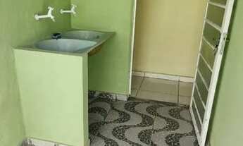 Imagem 2: Casa tipo kitnet