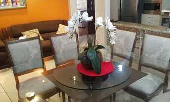 Imagem 7: ATENÇÃO! Exclusivo! Vendo LINDA casa ! Com 240m²! QR 104! 5 Quartos! Ac.Financiamento!