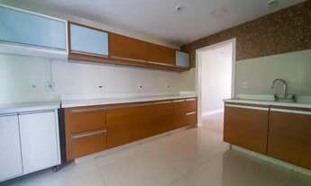 Imagem 7: Apartamento para venda possui 160 metros quadrados com 4 quartos em Icaraí - Niterói - RJ