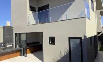 Imagem: Linda casa a venda no Porto Real