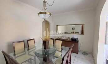 Imagem 5: Casa residencial disponível para venda no bairro Umuarama em Uberlândia-MG