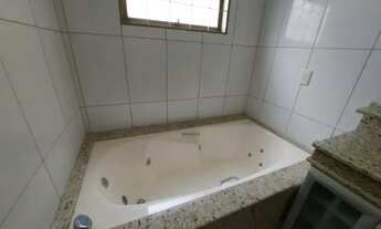 Imagem 5: Casa em capim macio A020