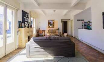 Imagem 6: Apartamento com 5 dormitórios sendo 2 suítes, 240 m2 bem distribuídos