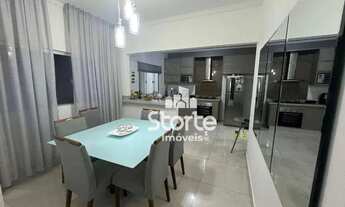 Imagem 2: Casa com 3 dormitórios à venda, 190 m² por R$ 720.000,00 - Planalto - Uberlândia/MG