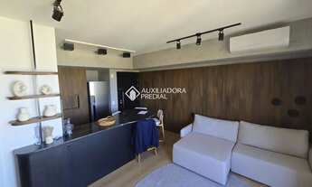 Imagem 2: Apartamento MOBILIADO planta ÚNICA de 105m² - 2 dorm(1suíte) 2 vagas - Anita Residence/Por
