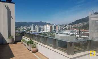 Imagem 2: Apartamento em Agronômica