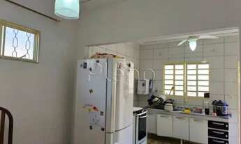 Imagem 5: Casa à venda em Valinhos, Vila Santo Antônio, com 2 quartos, com 145 m²