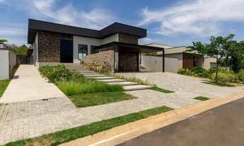 Imagem: Casa com 4 suítes Entreverdes - Sousas