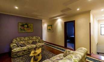 Imagem: Sobrado em Rua dos Sabiás - Independência