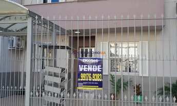 Imagem 2: Apartamento térreo de dois quartos no bairro Santana em Porto Alegre