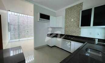 Imagem 5: Casa com 3 dormitórios à venda, 180 m² por R$ 890.000,00 - Novo Mundo - Uberlândia/MG