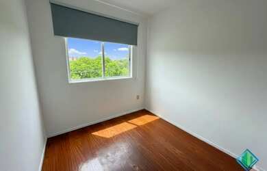 Imagem 7: Imóvel para venda tem 52 metros quadrados com 2 quartos em Itacorubi - Florianópolis - SC