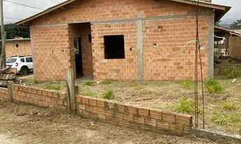 Imagem 2: Casa em construção em Imbituba