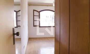 Imagem 6: Casa para Aluguel - Horto Florestal, 3 Quartos, 220 m2