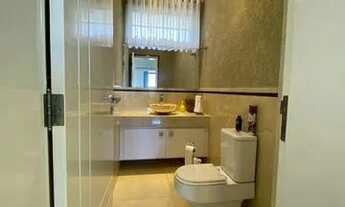 Imagem 6: Casa grande e espaçosa, em Condomínio Clube! 950 m². 5 suítes! Ambientes integrados e lind