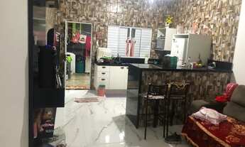 Imagem 5: Vendo uma linda casa construída a pouco tempo