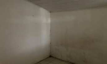 Imagem 2: Kitnete,1 quarto,sala com cozinha conjugada com banheiro, terreno compartilhado, Boqueirão