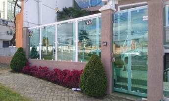 Imagem 3: Casa a venda, 06 quartos c/suíte, 06 vagas, no Água Verde em Curitiba PR