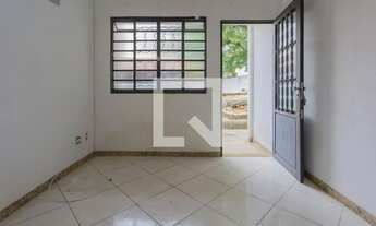 Imagem 4: Casa para Aluguel - Serra, 2 Quartos, 130 m2