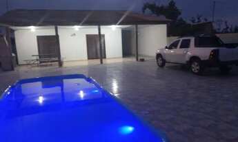 Imagem: Alugo casa com piscina