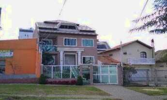 Imagem 2: Casa a venda, 06 quartos c/suíte, 06 vagas, no Água Verde em Curitiba PR