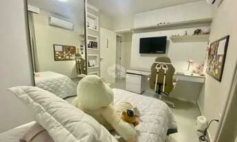 Imagem 5: Apartamento para venda possui 83 metros quadrados com 2 quartos em Canto - Florianópolis