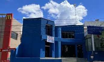 Imagem: Aluga-se imóvel na Av. Isaac Póvoas!