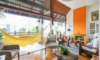 Imagem 4: CASA TOTALMENTE REFORMADA à VENDA NO PANAMBY