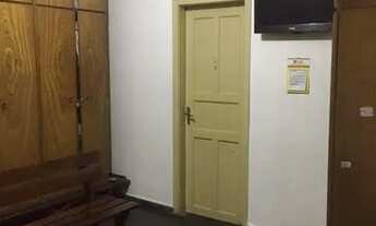 Imagem 5: Vaga p moças * quarto * metro Saude