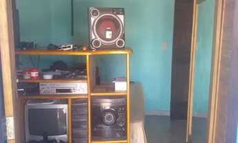 Imagem 6: Vende-se essa casa ?