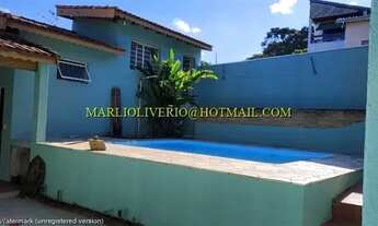 Imagem 4: Casa térrea em Atibaia, 229 m2 área construída, 03 dormitórios, escritório, piscina e chur