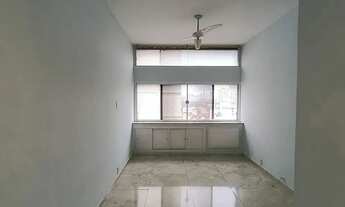 Imagem 3: EM FRENTE A PRAÇA DA BANDEIRA, PRÓXIMO A UNIVERSIDADE VEIGA DE ALMEIDA