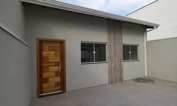 Imagem 2: Casa à venda em Atibaia, com 175m², 3 dormitórios sendo 2 suítes e 2 vagas de garagem