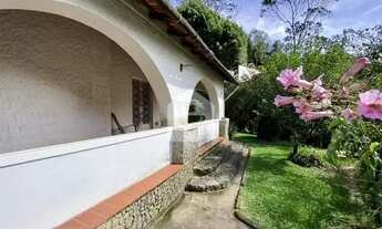 Imagem 3: Casa para venda com 3 quartos, 1000m² - Valparaíso - Petrópolis/RJ