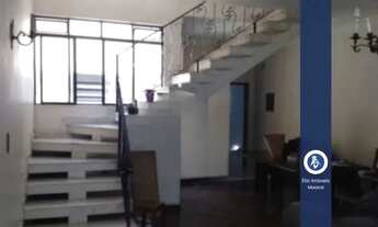 Imagem: TERRENO COM UM SOBRADO E EDICULA COM 1 DORM