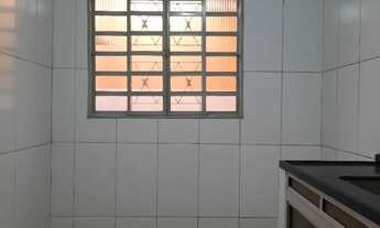 Imagem 4: ALUGADO!!!Alugo 3 cômodos + Banheiro para moças, rapazes ou casal SEM Filhos e SEM Garagem