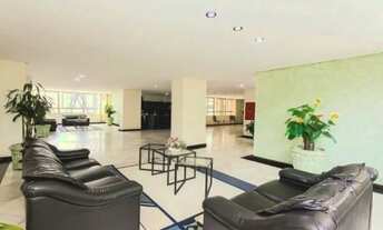 Imagem 3: Apto face norte no Água Verde com 2 quartos e 1 vaga recém reformado