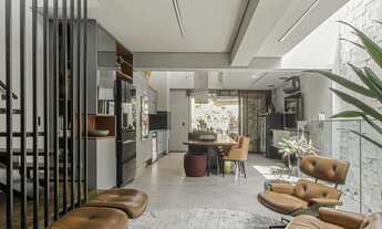 Imagem 3: Casa para venda tem 195 metros quadrados com 3 quartos em Boa Vista - Curitiba - Paraná