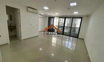 Imagem: Conjunto Comercial Pronto para Uso em Localização