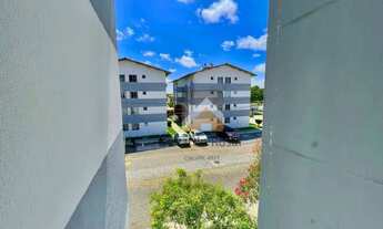 Imagem 2: Apartamento no Ouro Preto c/ 2 quartos, 2º andar e piso em porcelanato!!!