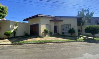 Imagem: Casa em condomínio à venda em dois córregos