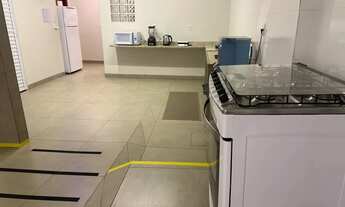 Imagem 5: Quarto mobiliado com armário, ar-condicionado e frigobar - Marta Helena - Uberlândia