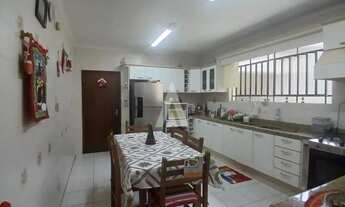 Imagem 5: Casa plana com 1 suíte e 5 quartos à venda no bairro Saguaçu em Joinville-SC por R$1.080.0