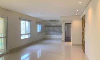 Imagem 2: Apartamento para aluguel tem 154 metros quadrados com 3 quartos