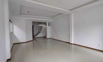 Imagem 5: Imobiliária Agatê Imóveis vende Casa Duplex em Itaipu - Niterói